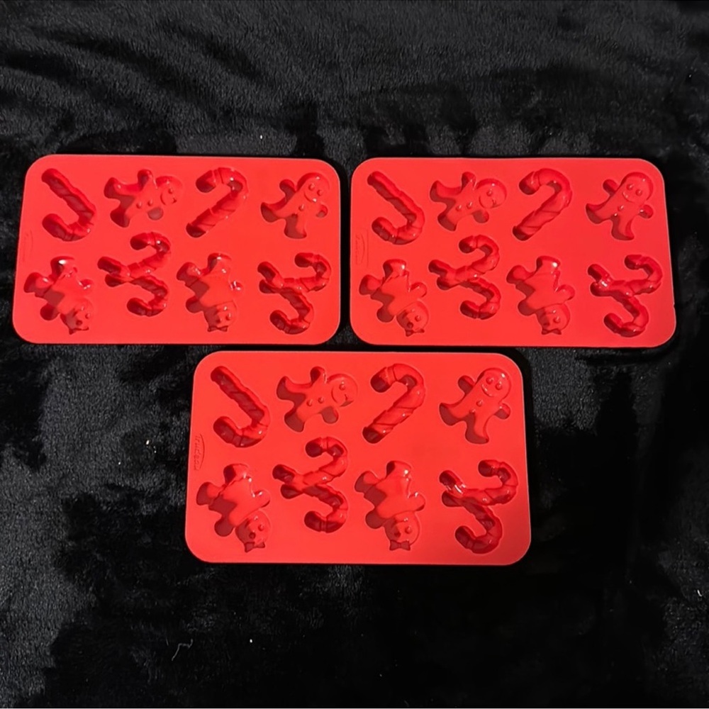 Trudeau Gingerbread & Candy Cane Silicone
Treat Molds~NEW!
